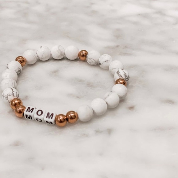 Beaded “Mom” Bracelet - Picture 2 of 2